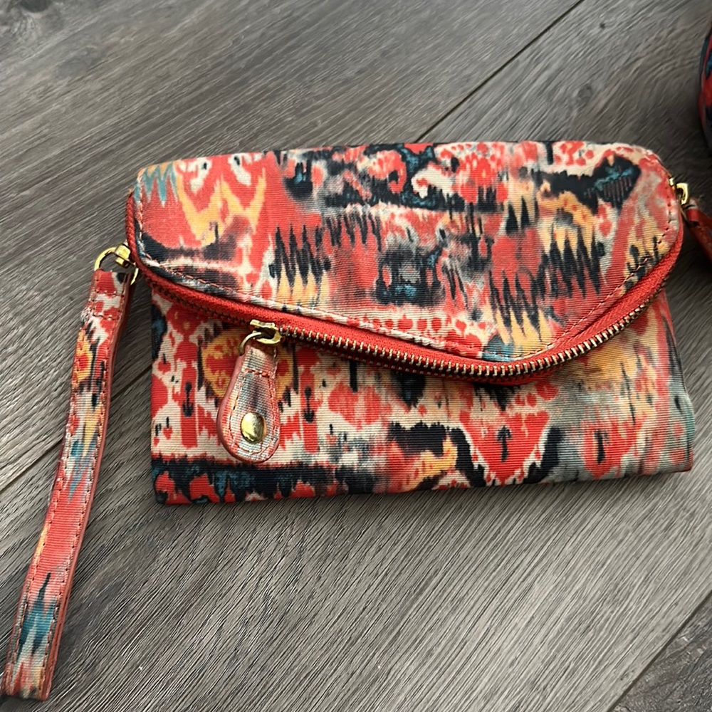 Women’s Multi Printed Wristlet Handbag